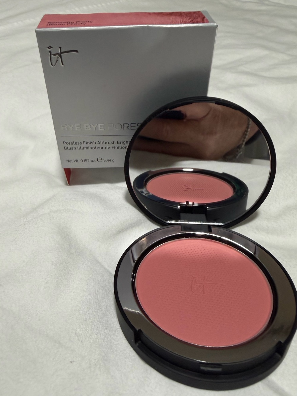 it cosmetics Bye Bye Pores Blush – Naturally Pretty Warm Peach